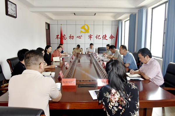 郑州市教育局来登封市调研 召开学科类培训机构座谈会